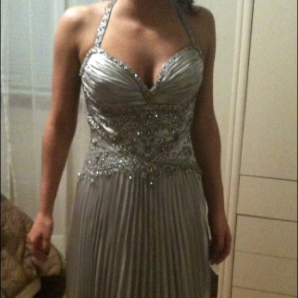 La Femme formal dress - Picture 8 of 8